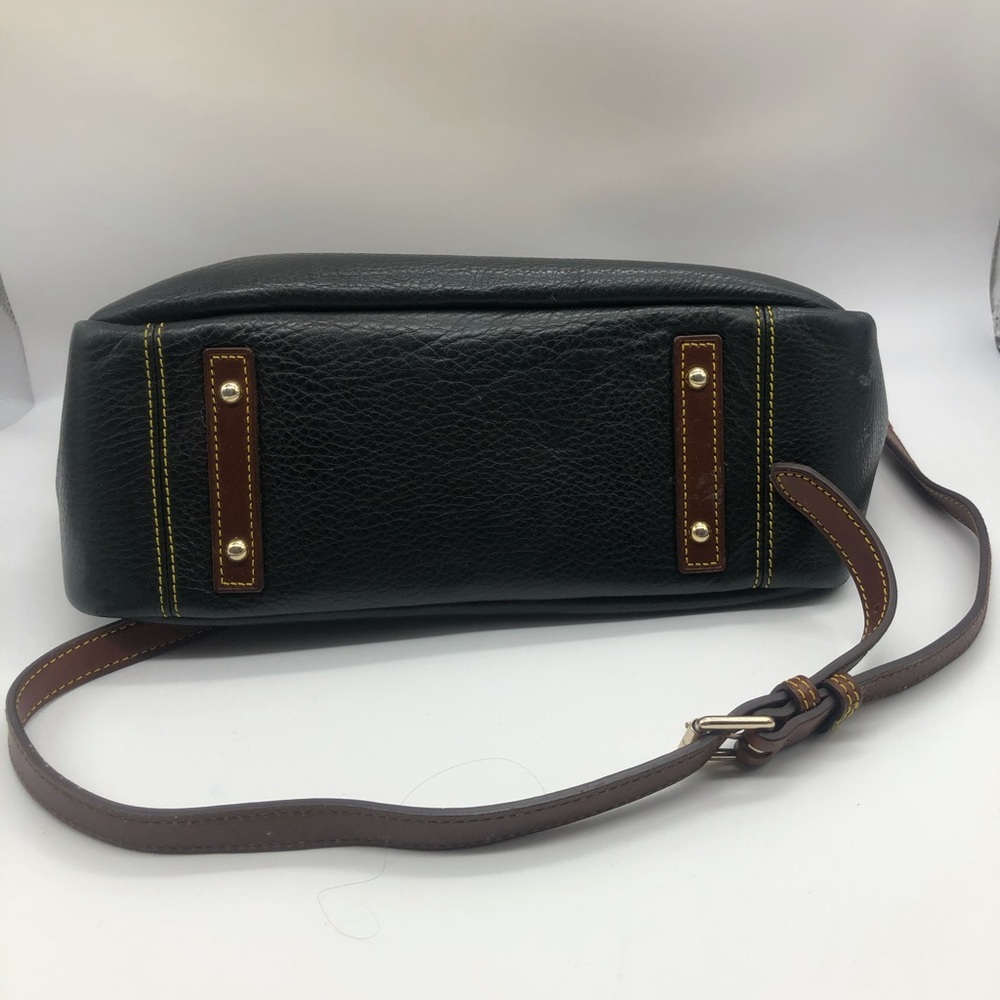Dooney and Bourke purse - Picture 5 of 10